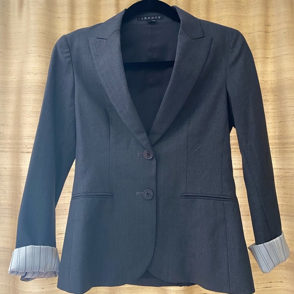 Theory Nichelle Tailor Blazer - Picture 2 of 3